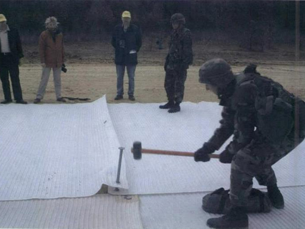 国外野战移动式直升机起落坪使用情况